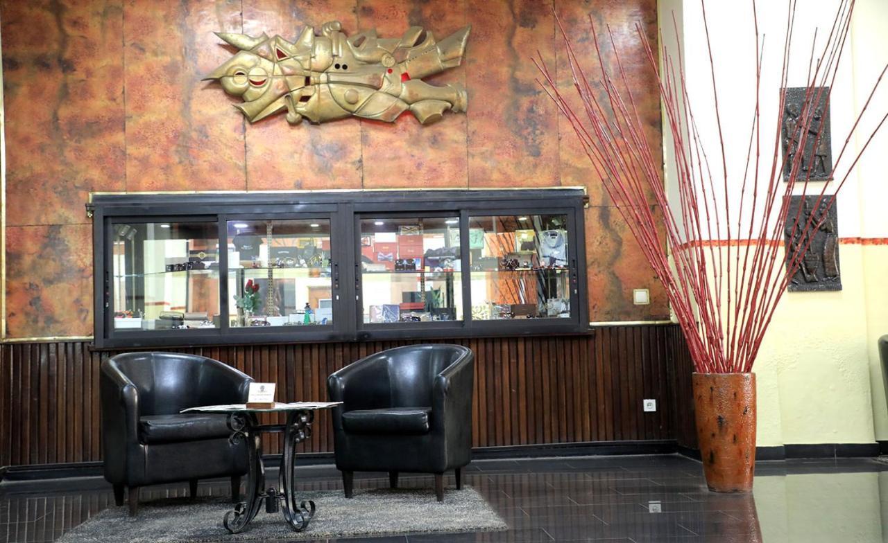 Park Hotel Lubumbashi Kültér fotó
